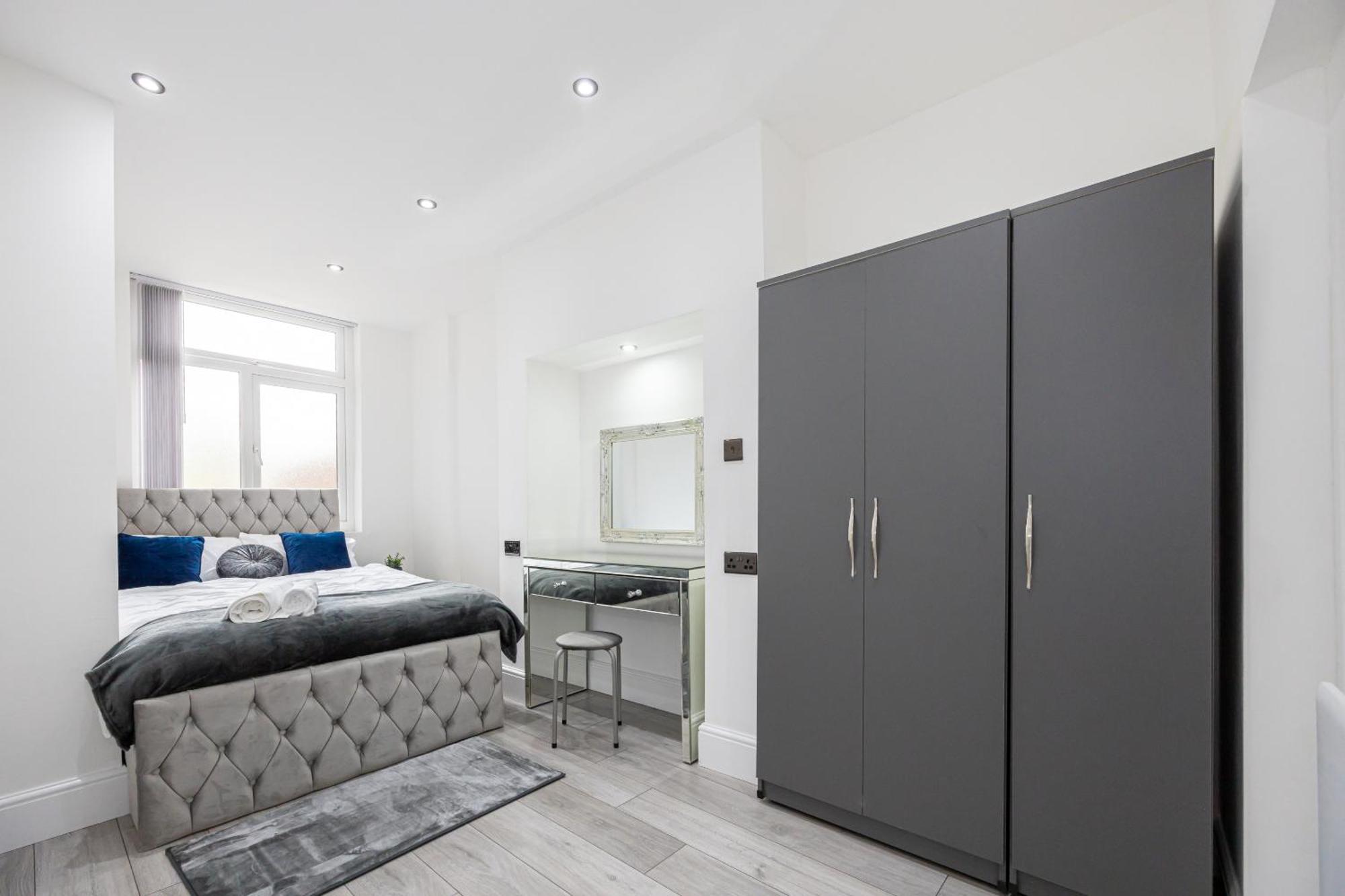 Westpoint Luxury Apartment Манчестър Екстериор снимка